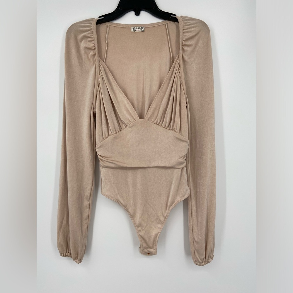 Free People, Intimately, Bodysuit long sleeve, v neck plungingโ neckline, SZ S